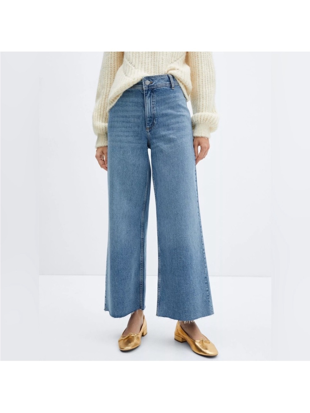 Mango Catherine High Rise
Raw Hem Jeans Sz 4 Blue Wide Leg Denim Inseam 26
